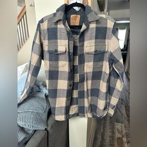 American Eagle Outfitters Black and Tan Flannel Shirt